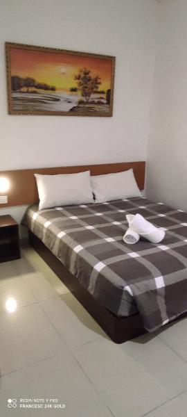 Отель Aloha Hotel  Лумут